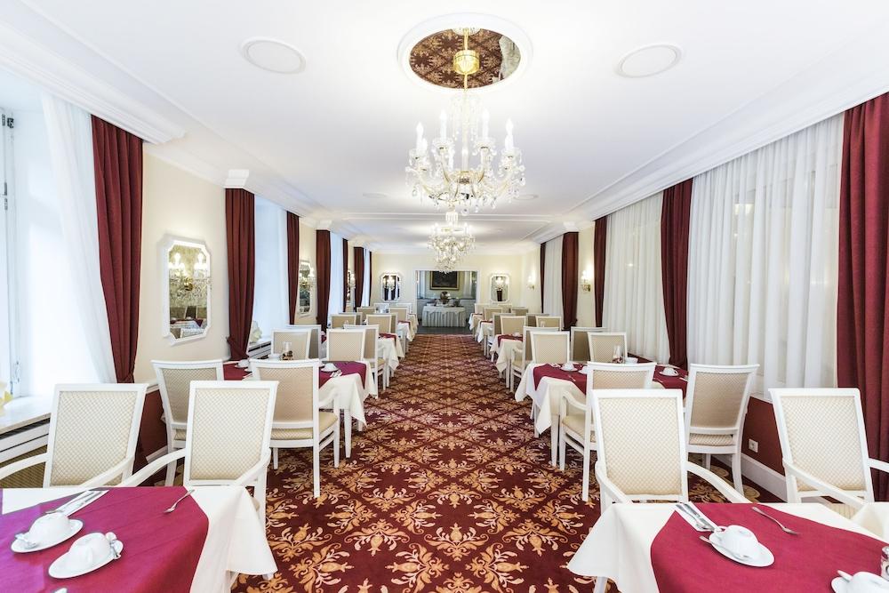 Hotel Heliopark Bad Zum Hirsch 4*